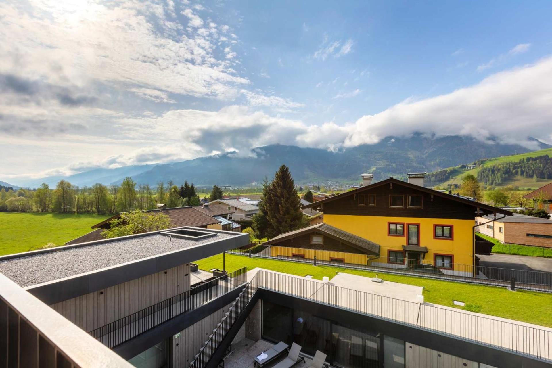 Emma Deluxe Aparthotel Ganzjaehrig Beheizter Aussenpool Piesendorf Pokoj fotografie